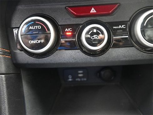 Used 2020 Subaru Crosstrek 2.0i Premium w/ Moonroof Package 2 image 14