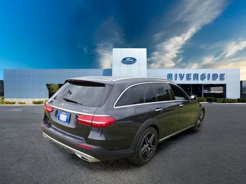 Used 2021 Mercedes-Benz E 450 4MATIC All-Terrain Wagon image 7