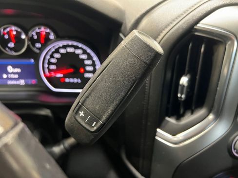 Used 2022 Chevrolet Silverado 1500 LT Trail Boss w/ LT Trail Boss Premium Package image 40