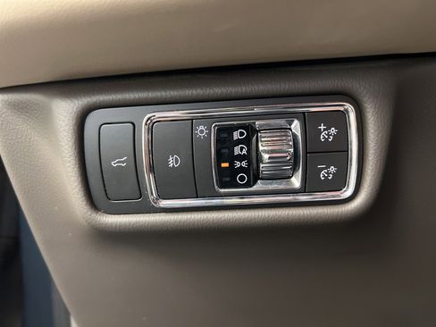 Used 2022 Lincoln Aviator Reserve w/ Equipment Group 201A image 24