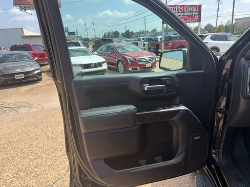 Used 2021 GMC Sierra 1500 Denali w/ Driver Alert Package II AWD/4WD image 22