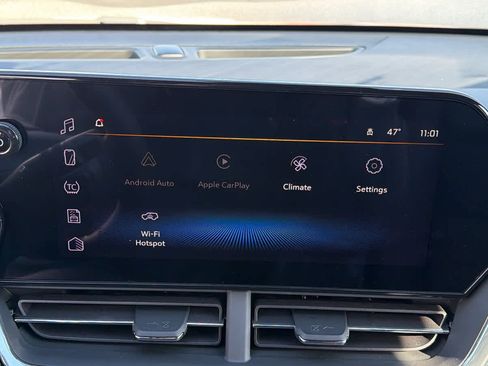 New 2026 Chevrolet Trax RS w/ Sunroof Package image 15