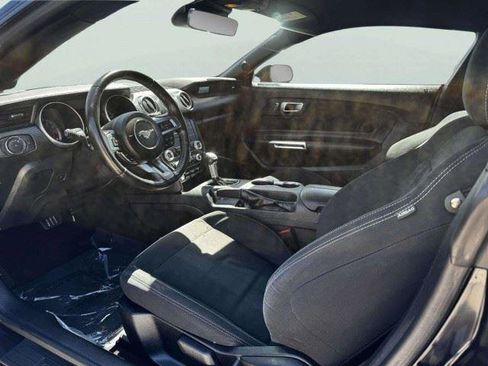 Used 2021 Ford Mustang Coupe RWD image 17