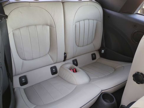 Used 2019 MINI Cooper S w/ Signature Upholstery Package image 20