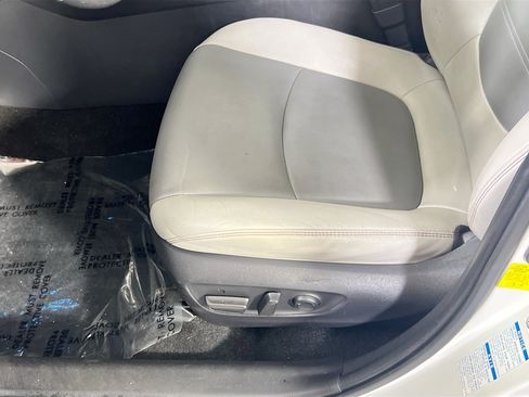 Used 2020 Toyota RAV4 Limited w/ All Weather Liner Package AWD/4WD image 19