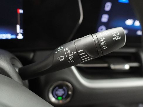 Used 2024 Chevrolet TrailBlazer LS w/ LS Convenience Package FWD image 11