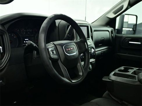 Used 2020 GMC Sierra 2500 4x4 Crew Cab w/ Convenience Package image 18
