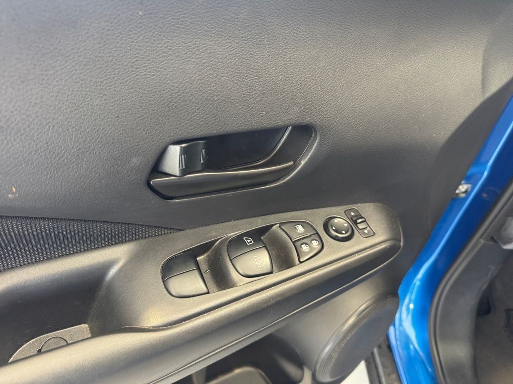 Used 2025 Nissan Kicks Play S FWD image 12