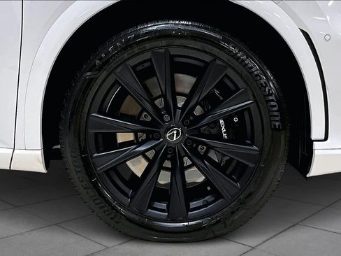 Used 2024 Lexus RX 500h F Sport image 10