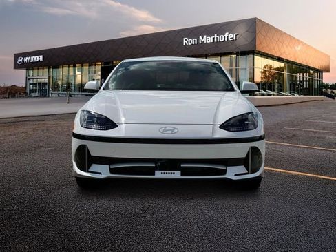 New 2025 Hyundai Ioniq 6 SE AWD/4WD image 12