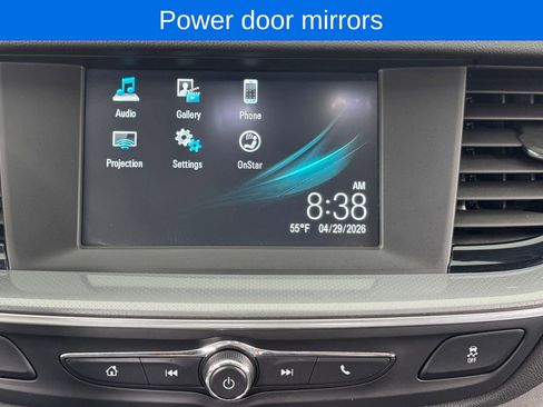 Used 2018 Buick Regal Preferred FWD image 21
