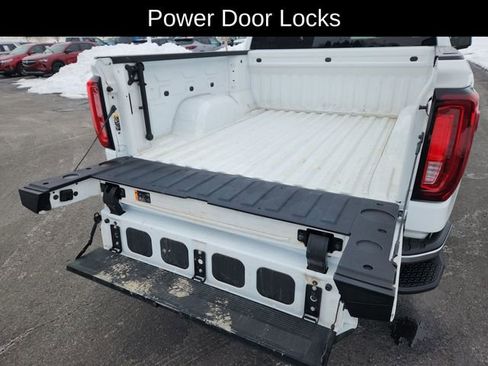 Used 2024 GMC Sierra 1500 SLT image 34