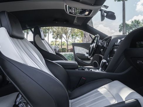 Used 2015 Bentley Continental GT V8 S image 22