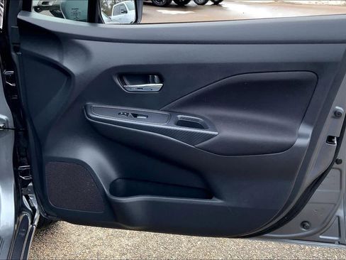 Used 2021 Nissan Versa SV image 22