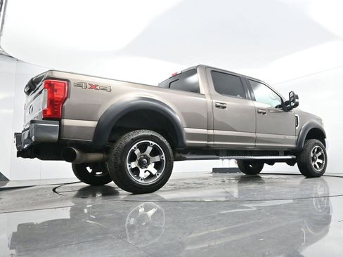 Used 2018 Ford F250 Lariat w/ Lariat Value Package image 47