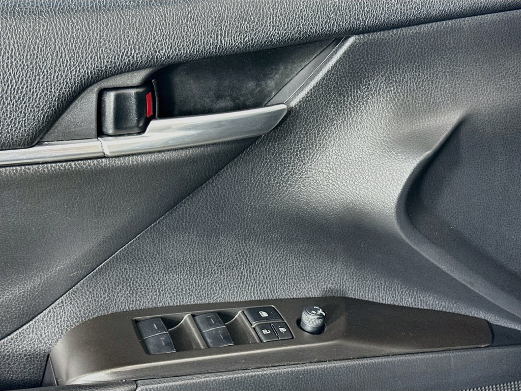 Used 2024 Toyota Camry LE FWD image 17