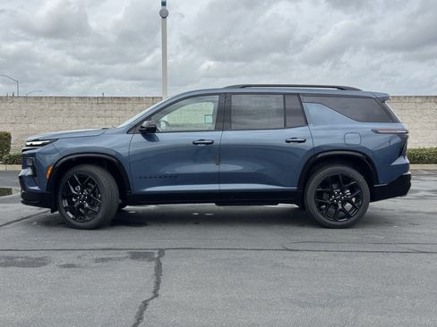 New 2026 Chevrolet Traverse RS w/ LPO, Floor Liner Package AWD/4WD image 4