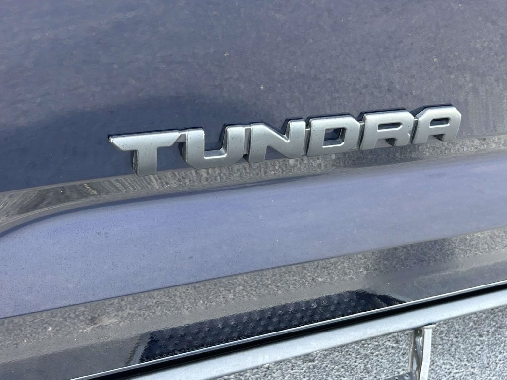 Used 2023 Toyota Tundra SR5 w/ SR5 Convenience Package AWD/4WD image 10