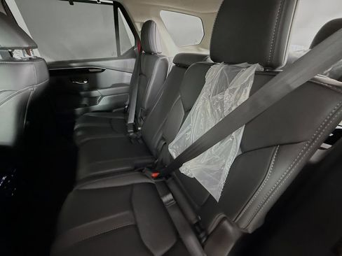 Used 2025 Honda Pilot EX-L image 21