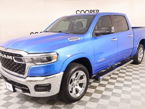 Used 2025 RAM 1500 Big Horn AWD/4WD image 11
