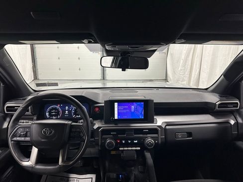 Used 2025 Toyota 4Runner TRD Off-Road image 41