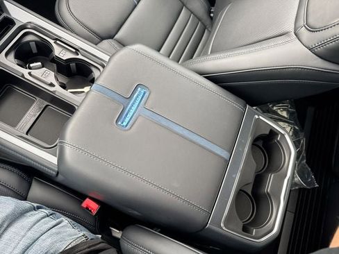 New 2026 Ford F250 Platinum image 21