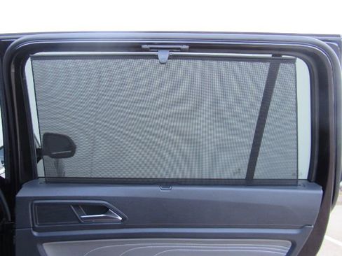 Used 2023 Volkswagen Atlas SE FWD image 24