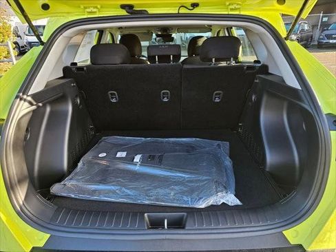 New 2026 Hyundai Kona SE FWD image 12