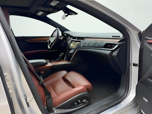 Used 2015 Cadillac XTS Premium image 27