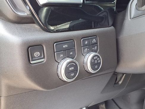 Used 2025 GMC Sierra 1500 SLT AWD/4WD image 5