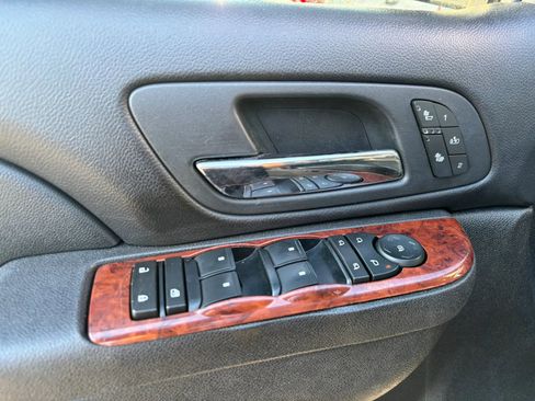 Used 2011 GMC Sierra 1500 SLT w/ Max Trailering Pack image 17