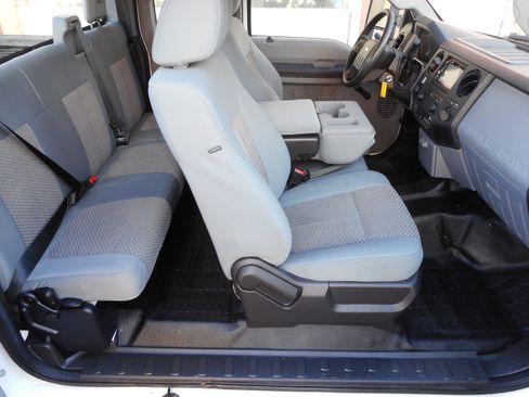 Used 2014 Ford F250 XL image 27