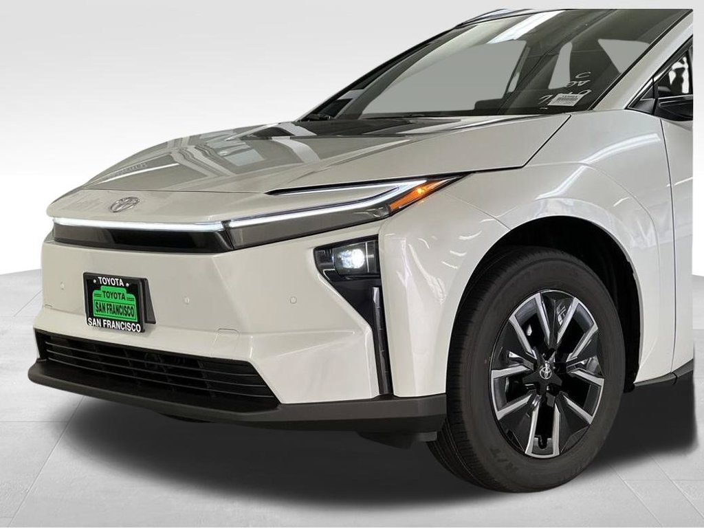 Used 2026 Toyota bZ FWD image 8