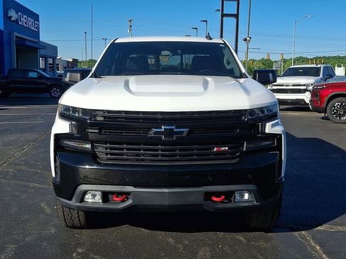 Used 2020 Chevrolet Silverado 1500 LT Trail Boss AWD/4WD image 2