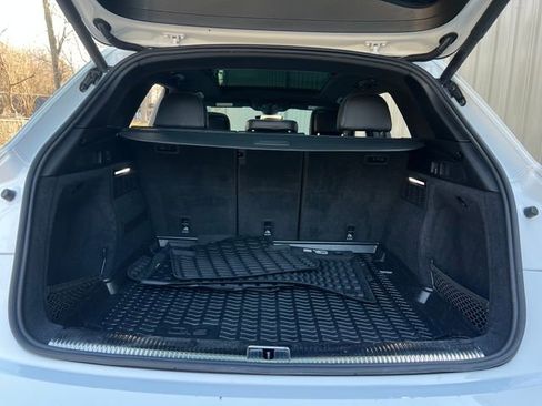 Used 2020 Audi SQ5 Premium Plus w/ Premium Plus Package image 28