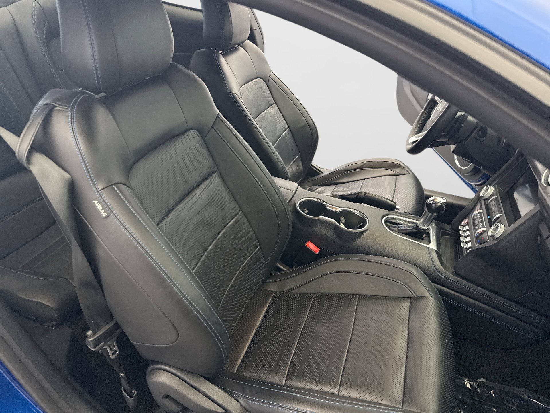 Used 2018 Ford Mustang GT Premium w/ GT Performance Package RWD image 20