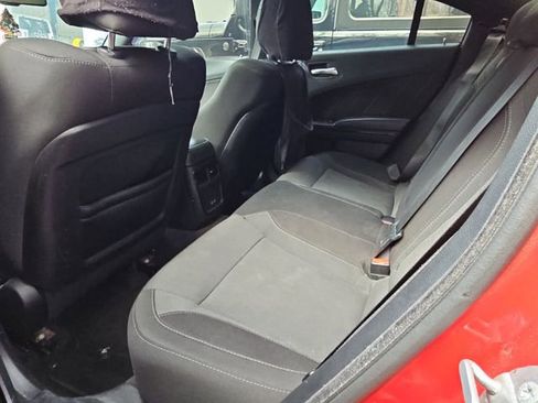 Used 2016 Dodge Charger SXT w/ Blacktop Package image 9