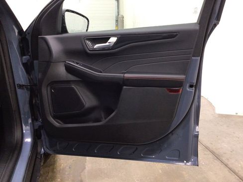 Used 2024 Ford Escape ST-Line w/ Tech Pack #1 image 31