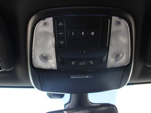 Used 2023 Dodge Durango GT AWD/4WD image 21