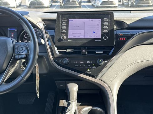 Certified 2024 Toyota Camry SE image 29