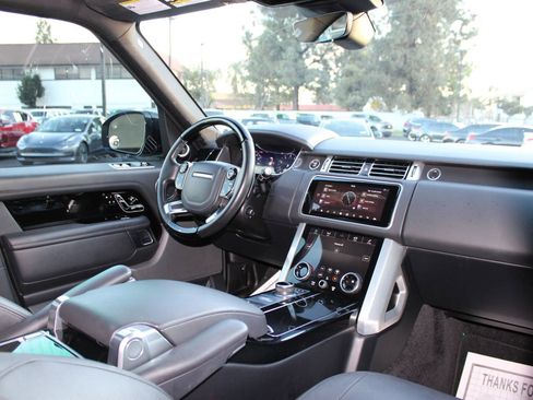 Used 2021 Land Rover Range Rover P525 Westminster Edition LWB image 28