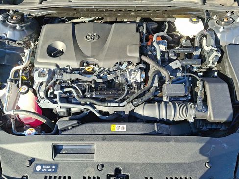 Certified 2025 Toyota Camry LE image 28