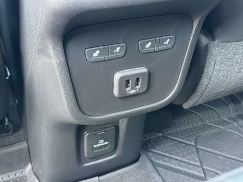 Used 2022 Chevrolet Equinox Premier AWD/4WD image 15