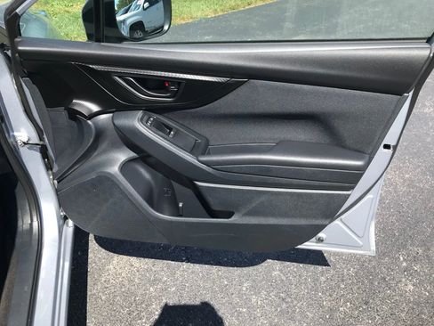 Used 2020 Subaru Impreza 2.0i Premium image 45