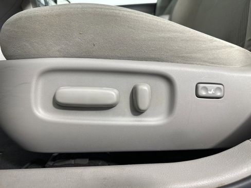 Used 2013 Toyota Corolla LE w/ Premium Pkg image 21