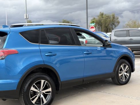 Used 2017 Toyota RAV4 XLE w/ Plus Special Value Package FWD image 20