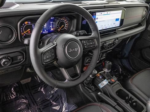 New 2026 Jeep Wrangler Unlimited Rubicon AWD/4WD image 3