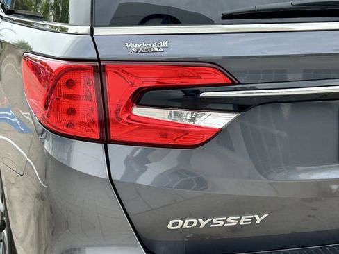 Used 2024 Honda Odyssey Elite image 8