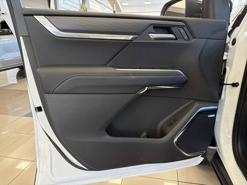 New 2026 GMC Acadia Elevation w/ Elevation Premium Package image 16