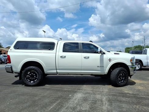 Used 2021 RAM 3500 Laramie AWD/4WD image 2